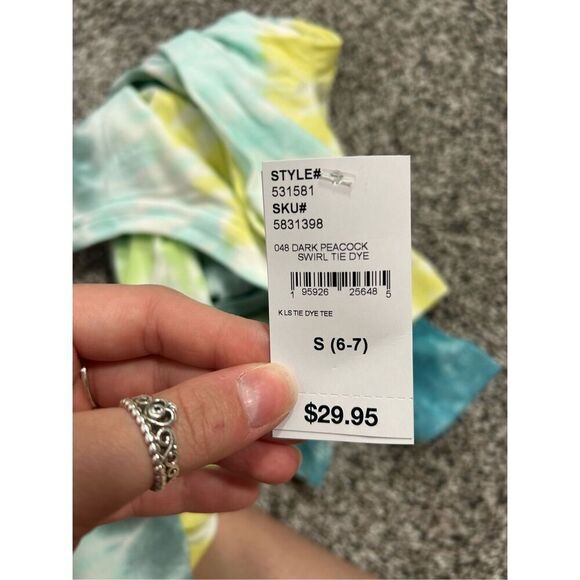 Lands End tie dye shirt size 6/7 C33-26 - Picture 4 of 4